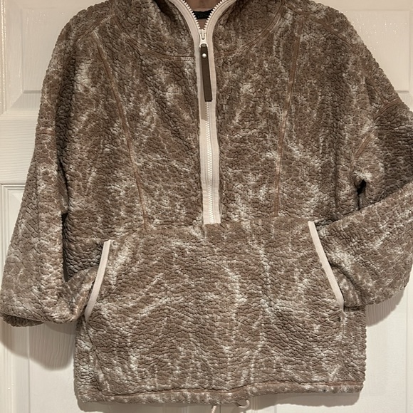 prAna Pullover Hoodie - Picture 2 of 8